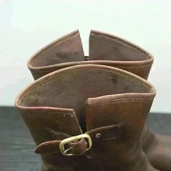 UGG Australia Frances Women’s Brown Leather Boots - Picture 8 of 11